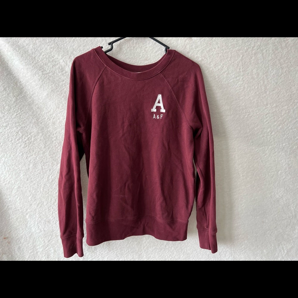 Abercrombie & Fitch maroon sweatshirt size L